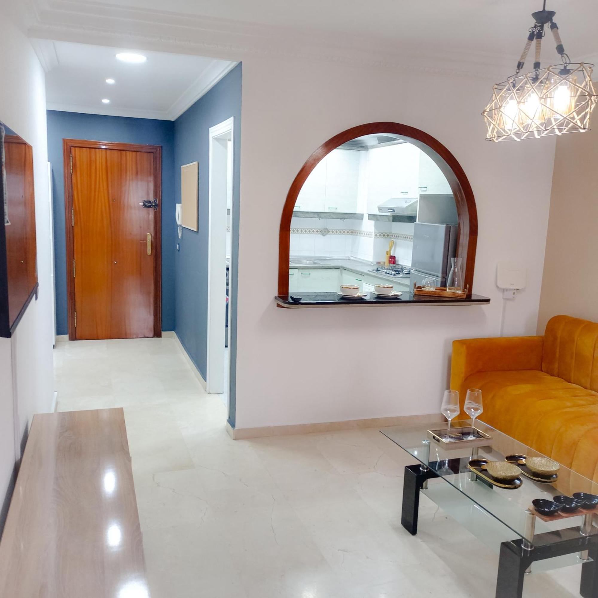Moderne Appartement Au Plein Centre-Ville En Face Hilton & La Gare De Train Tgv Avec Climatisation Tanger Eksteriør billede