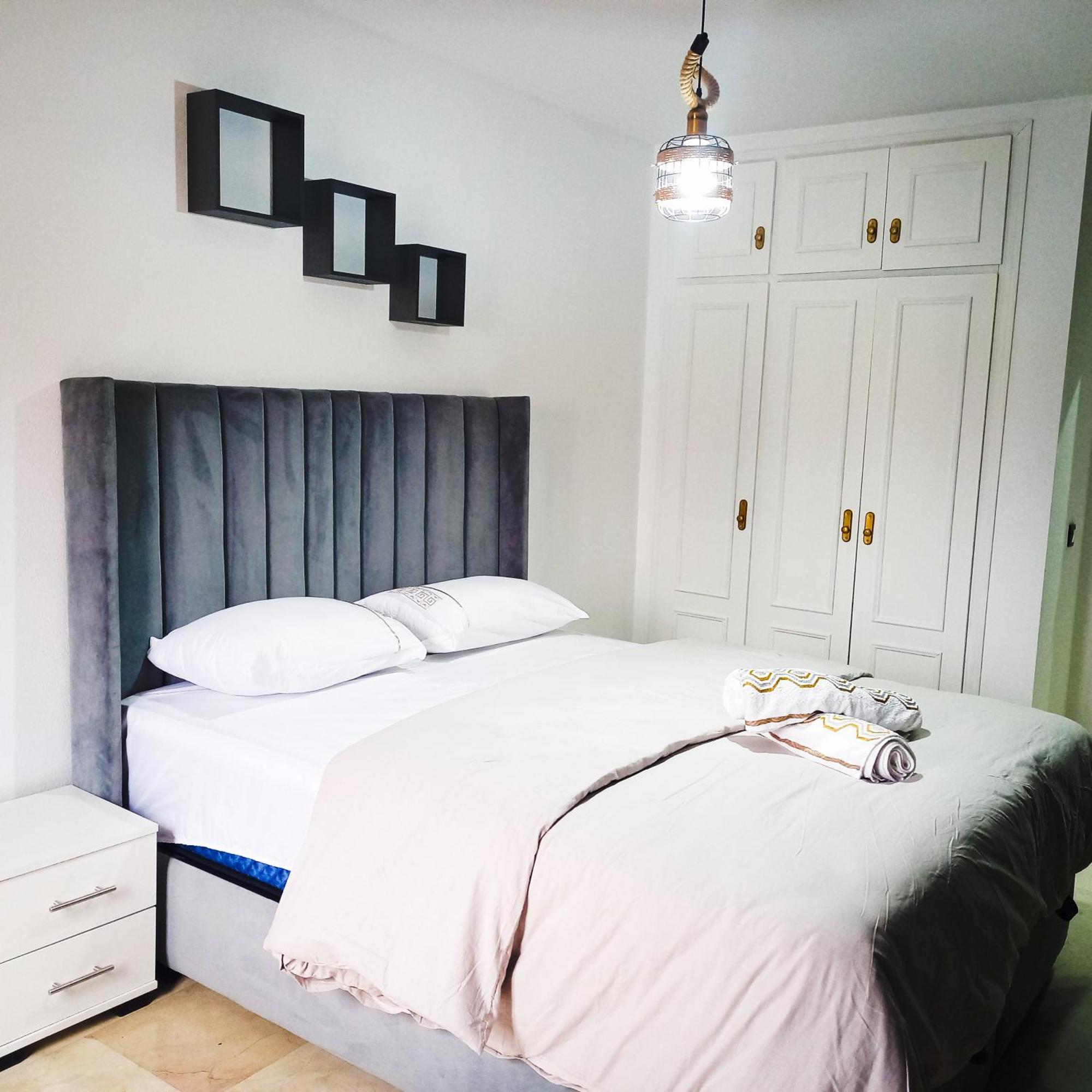 Moderne Appartement Au Plein Centre-Ville En Face Hilton & La Gare De Train Tgv Avec Climatisation Tanger Eksteriør billede